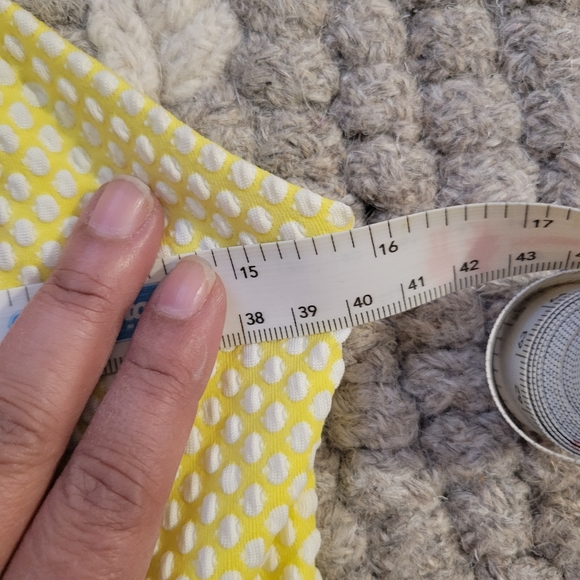 Yellow Polka-dot Dress - Sweetheart Neckline - Picture 8 of 9